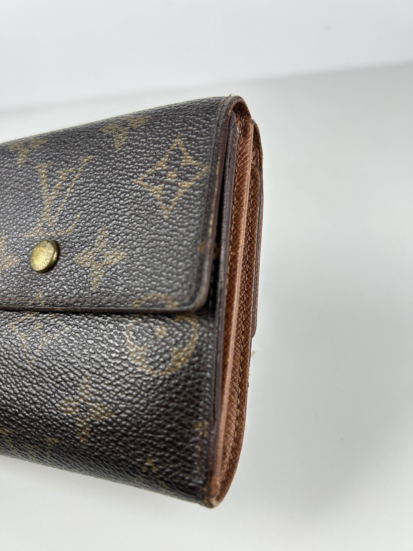 Louis vuitton monogram trifold wallet