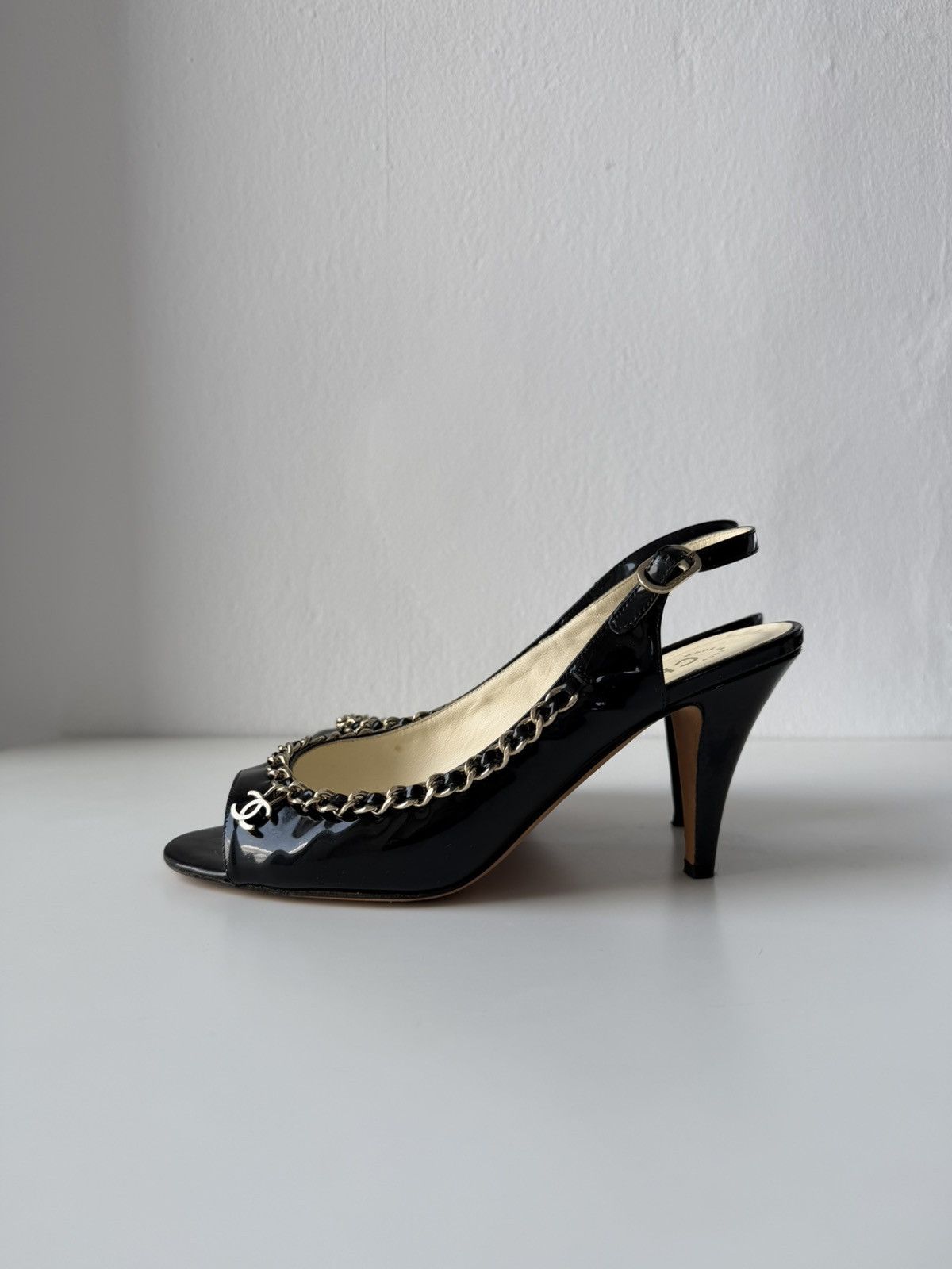SS2011 Chanel patent leather chain open toe heels