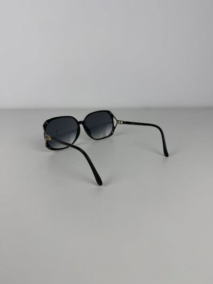 Vintage 80s Yves Saint Laurent 30-8521 oversized sunglasses
