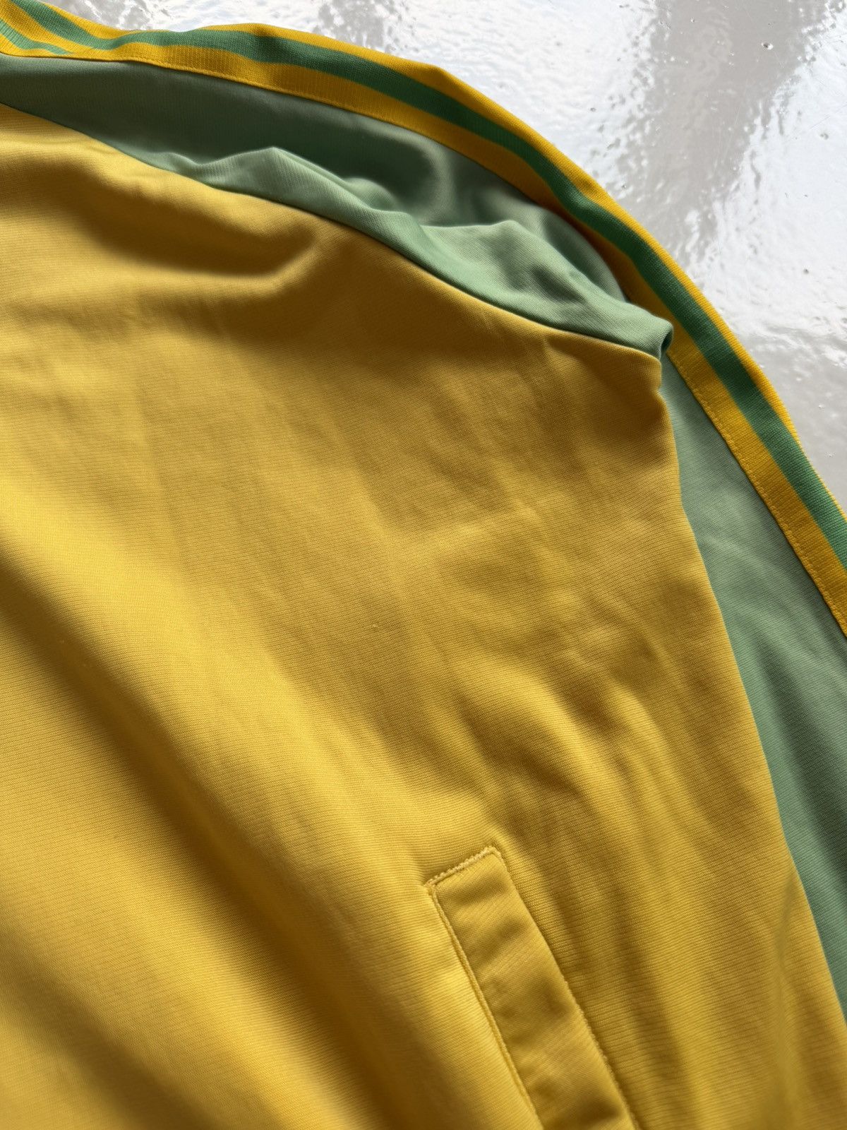 Vintage y2k Adidas Zimbabwe trefoil track jacket