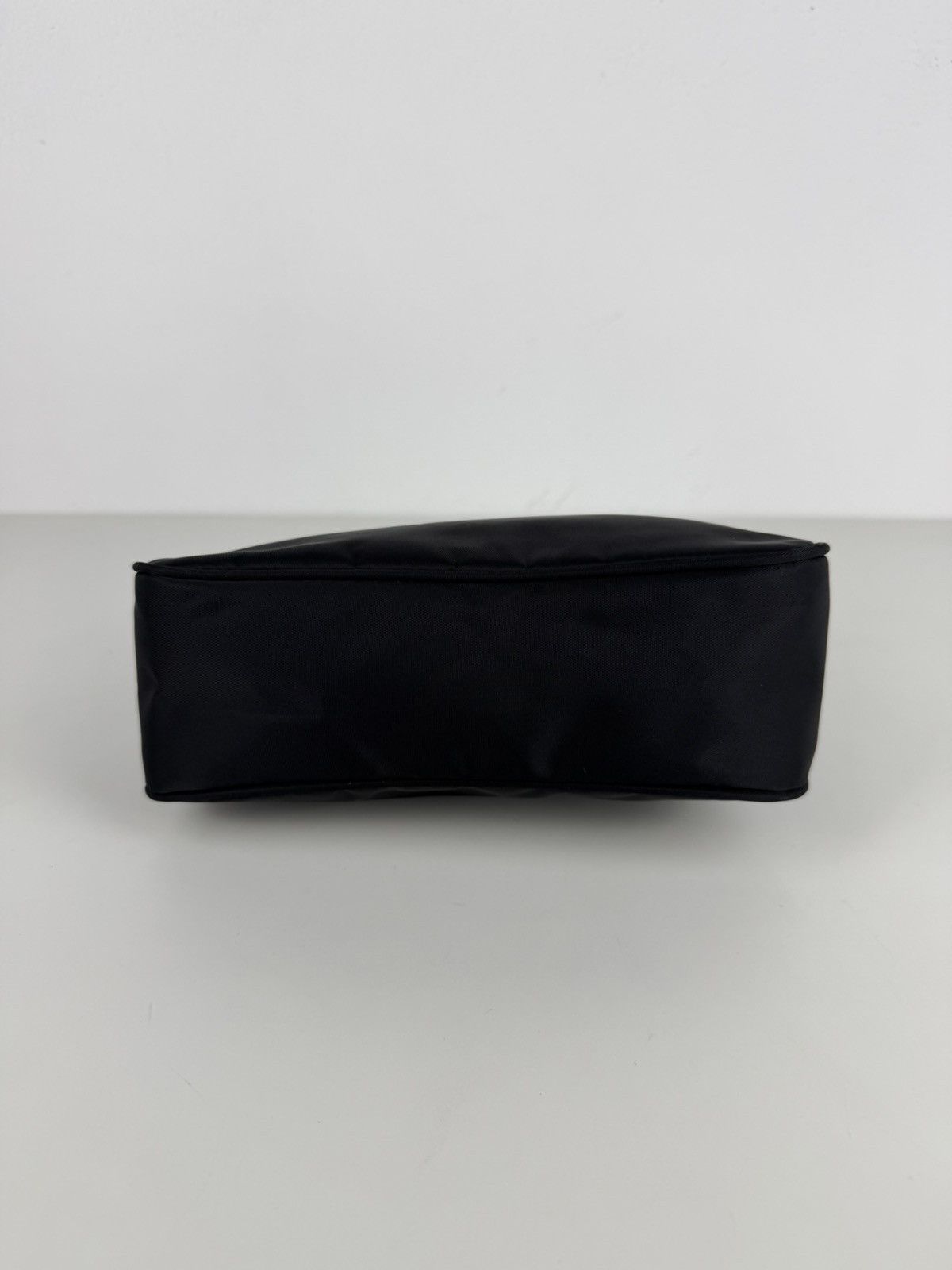 Vintage prada tessuto nylon triangle logo mini hobo bag
