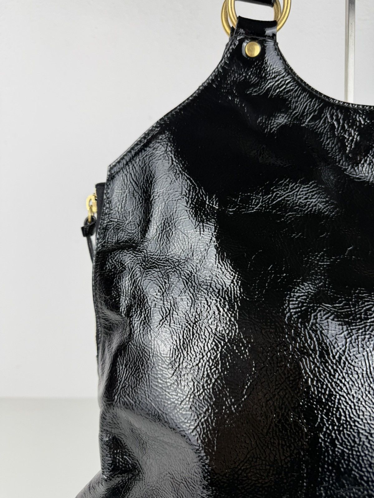 AW2007 Yves Saint Laurent Rive Gauche sac metropolis patent leather tote bag