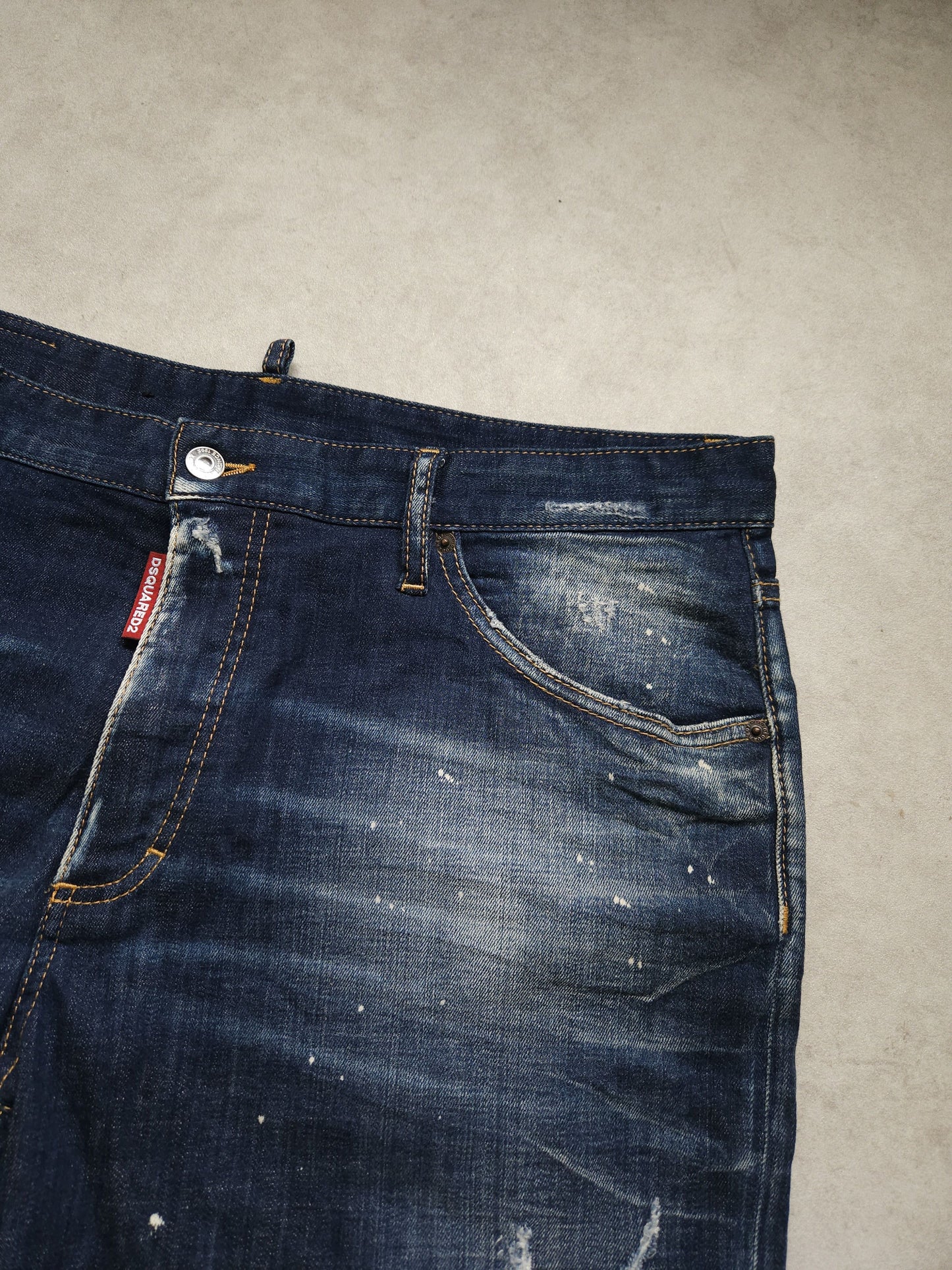 Dsquared2 Dan Commando Short distressed SS2023