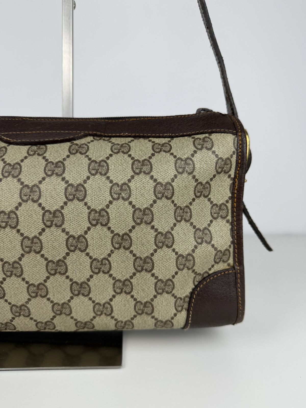 Vintage 70s Gucci monogram shoulder bag