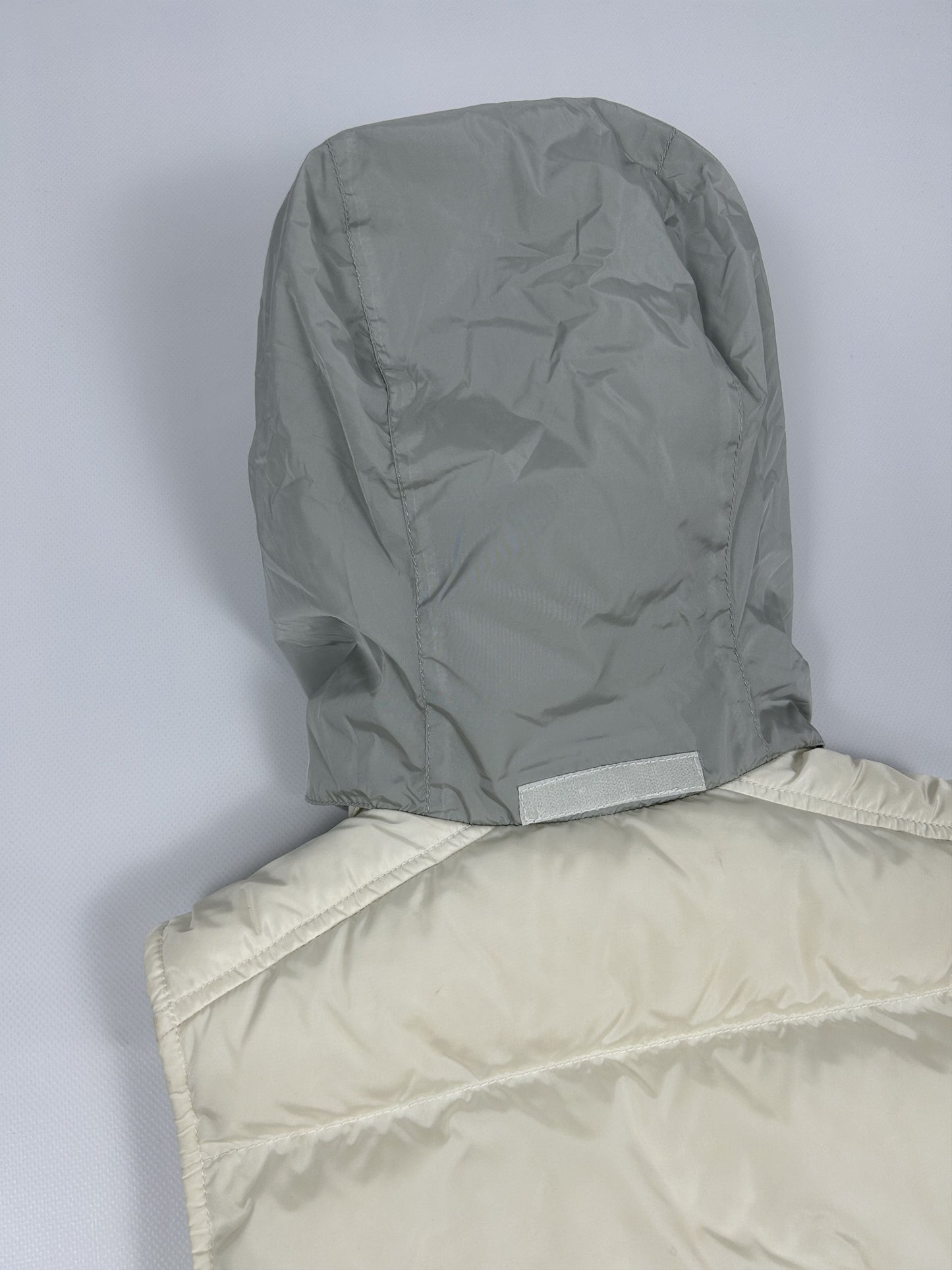 Vintage y2k archive Prada sport red tab hooded puffer vest