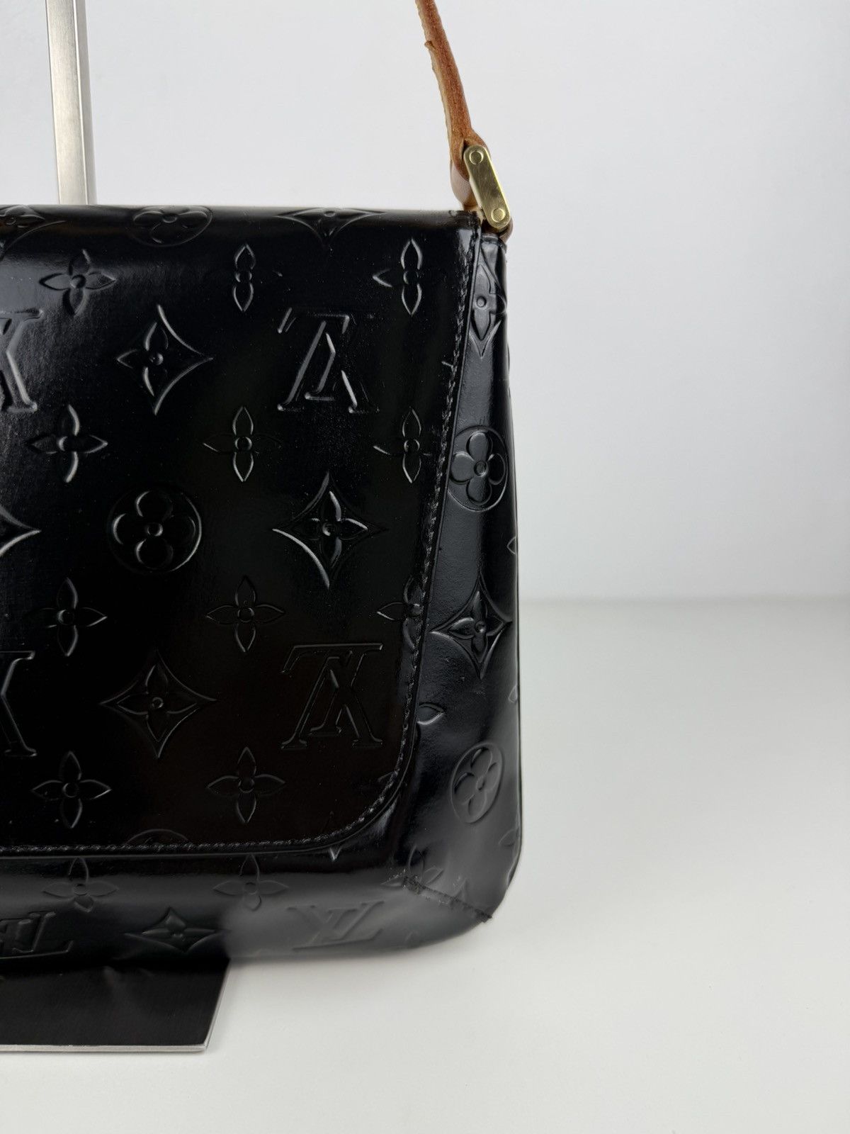 Louis Vuitton vernis monogram thompson shoulder bag