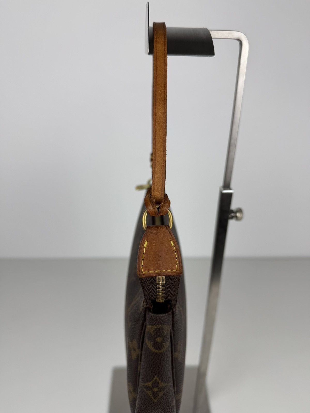 Louis Vuitton monogram pochette accessoires