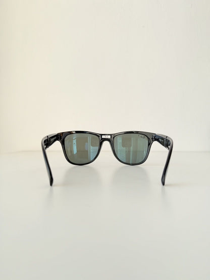 Ray Ban RB4105 folding wayfarer polarized sunglasses