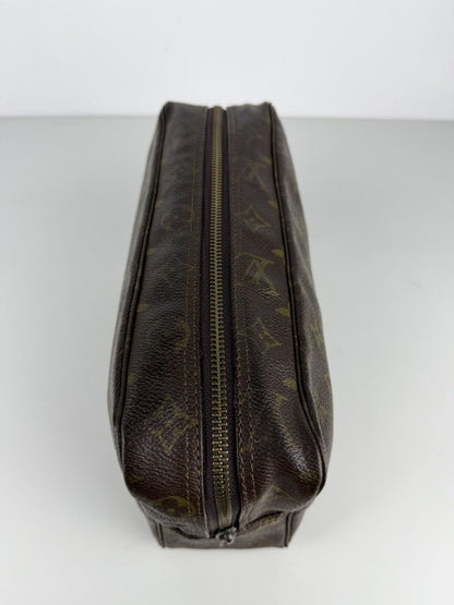 Vintage 80s Louis Vuitton monogram trousse 28 toiletry bag