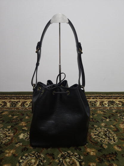 Vtg 80s Louis Vuitton epi leather petit noe bucket bag