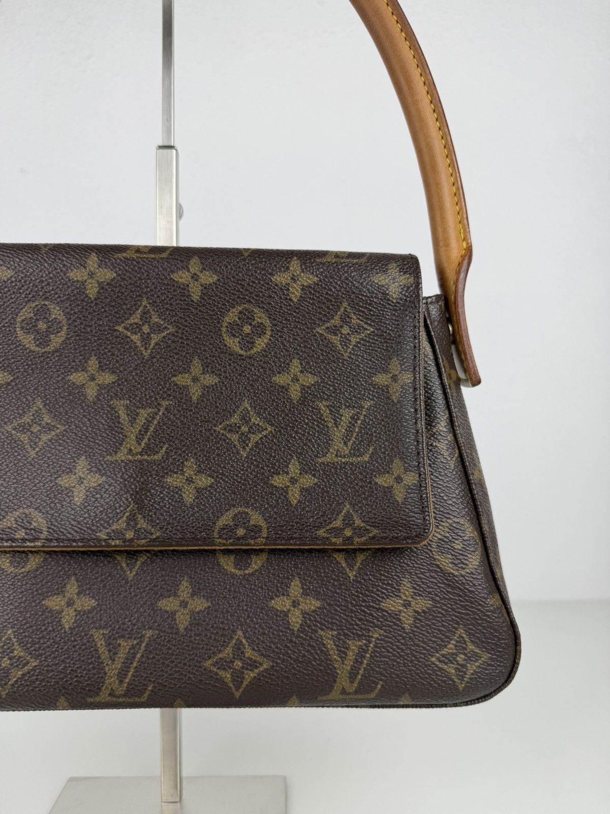 Louis Vuitton monogram Looping PM