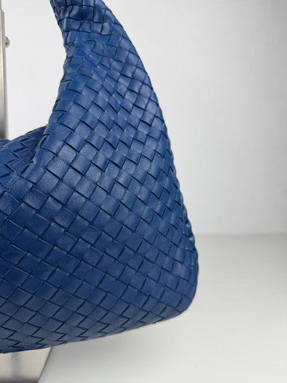 Bottega Veneta intrecciato hobo medium size