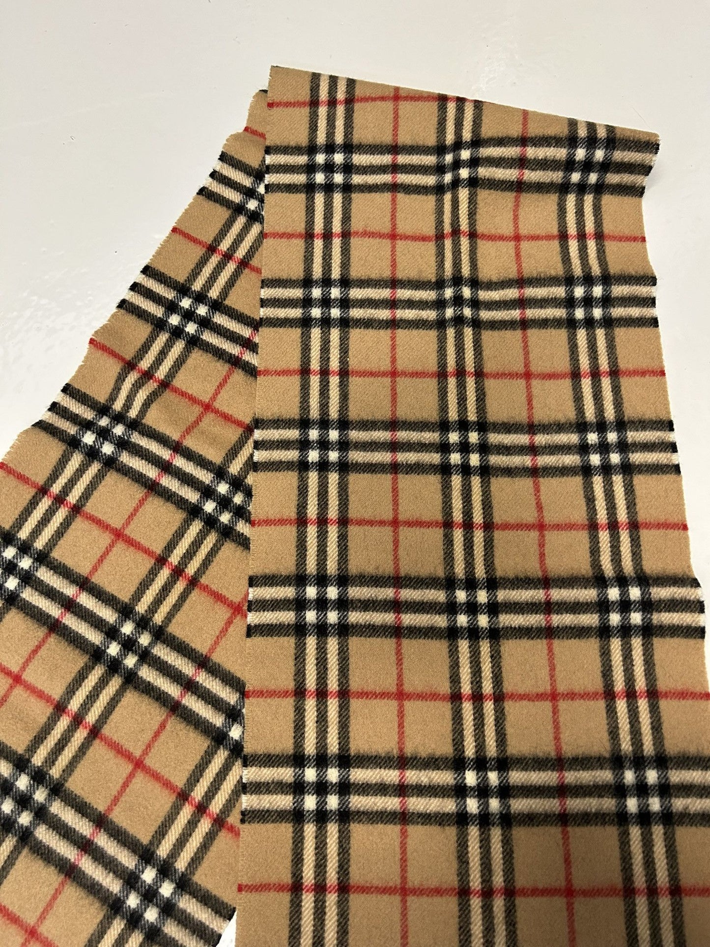 Vintage Burberry nova check long wool scarf
