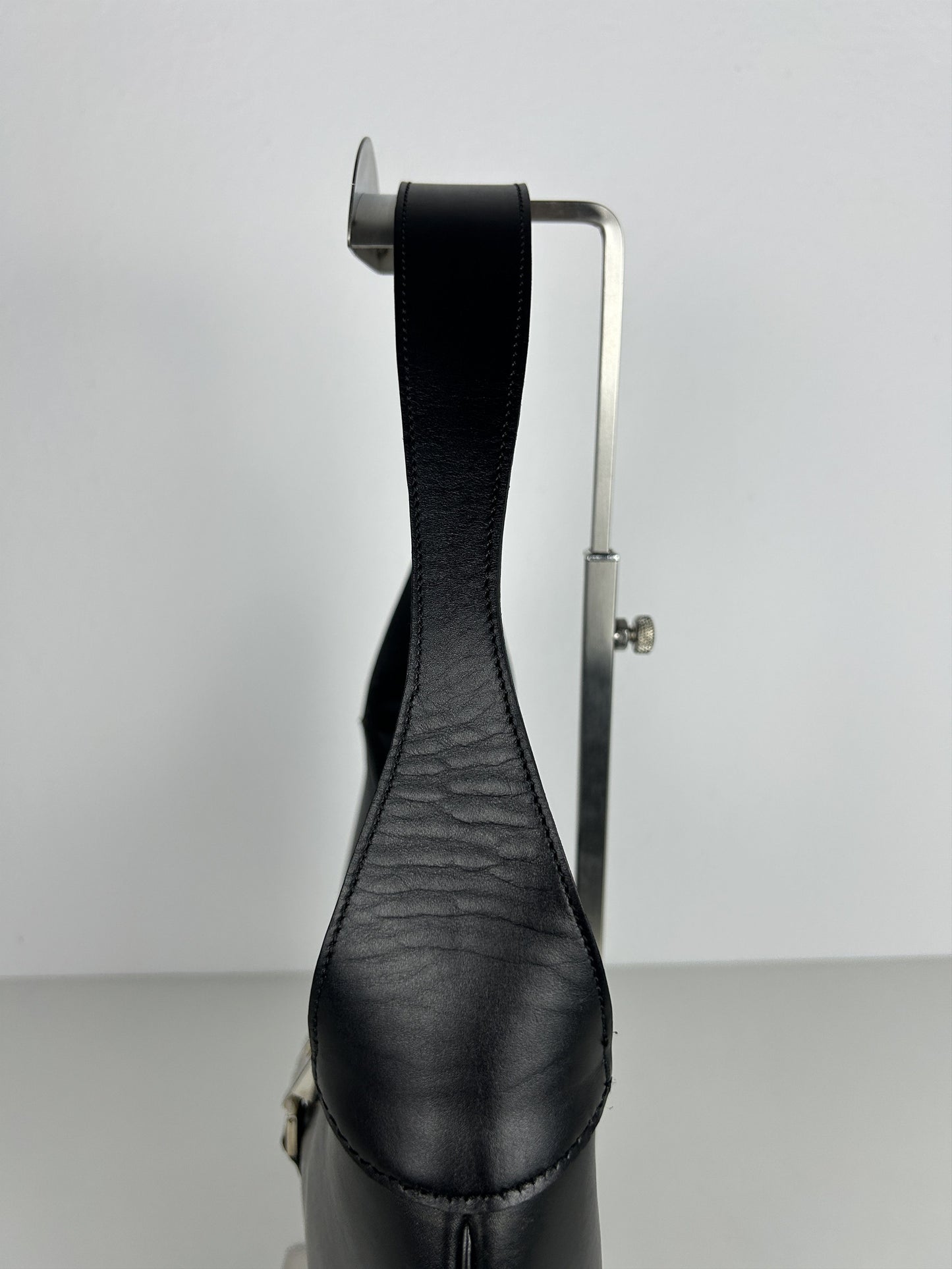 Vintage y2k Gucci by Tom Ford jackie leather handbag