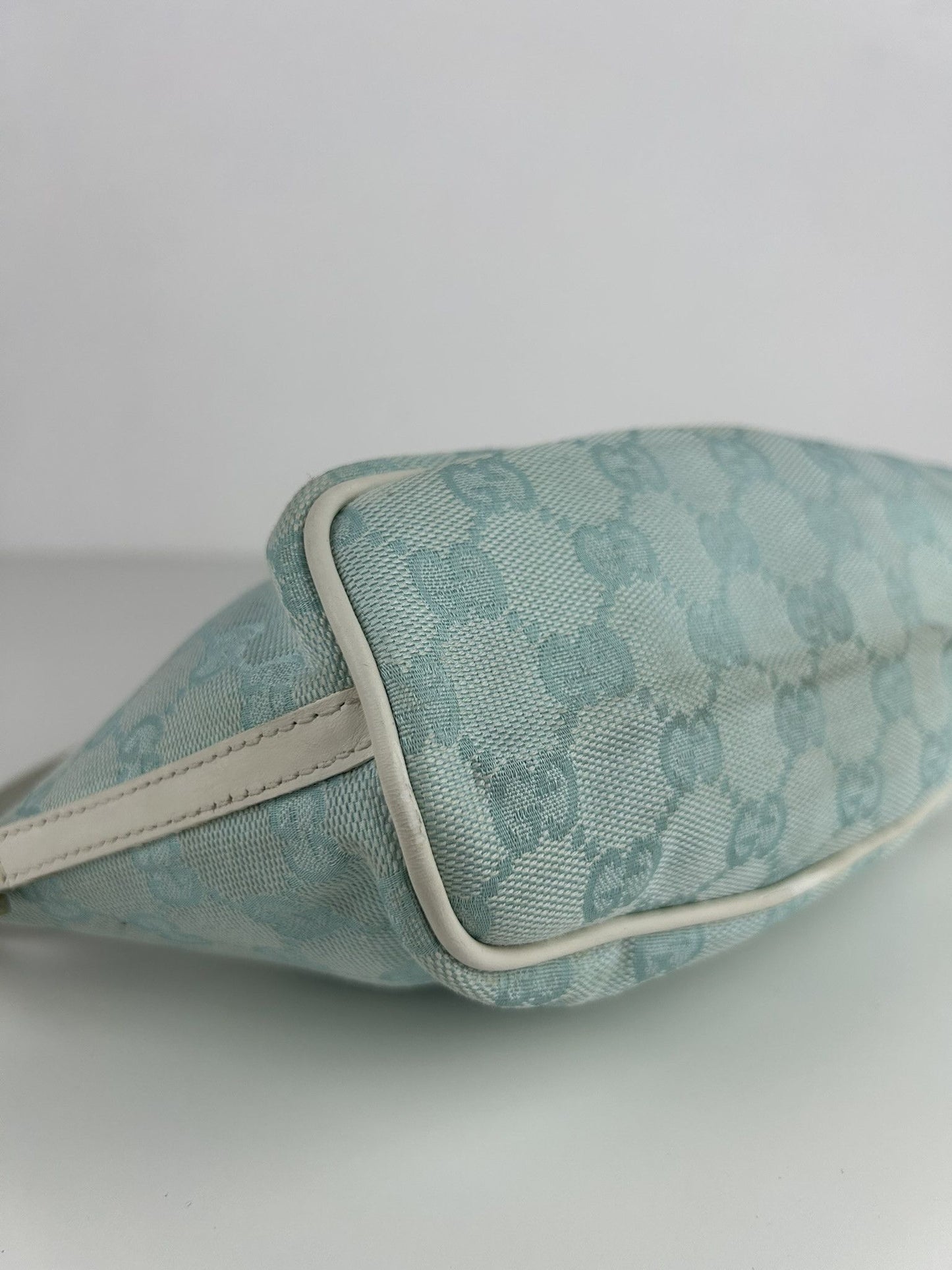 Vintage y2k Gucci monogram canvas boat bag pochette
