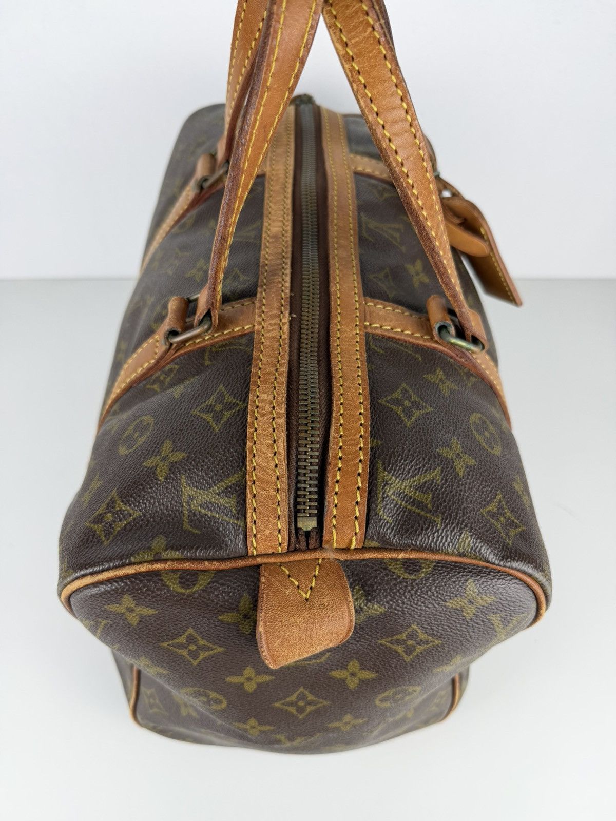 Vintage 80s Louis Vuitton monogram sac souple 35 boston bag