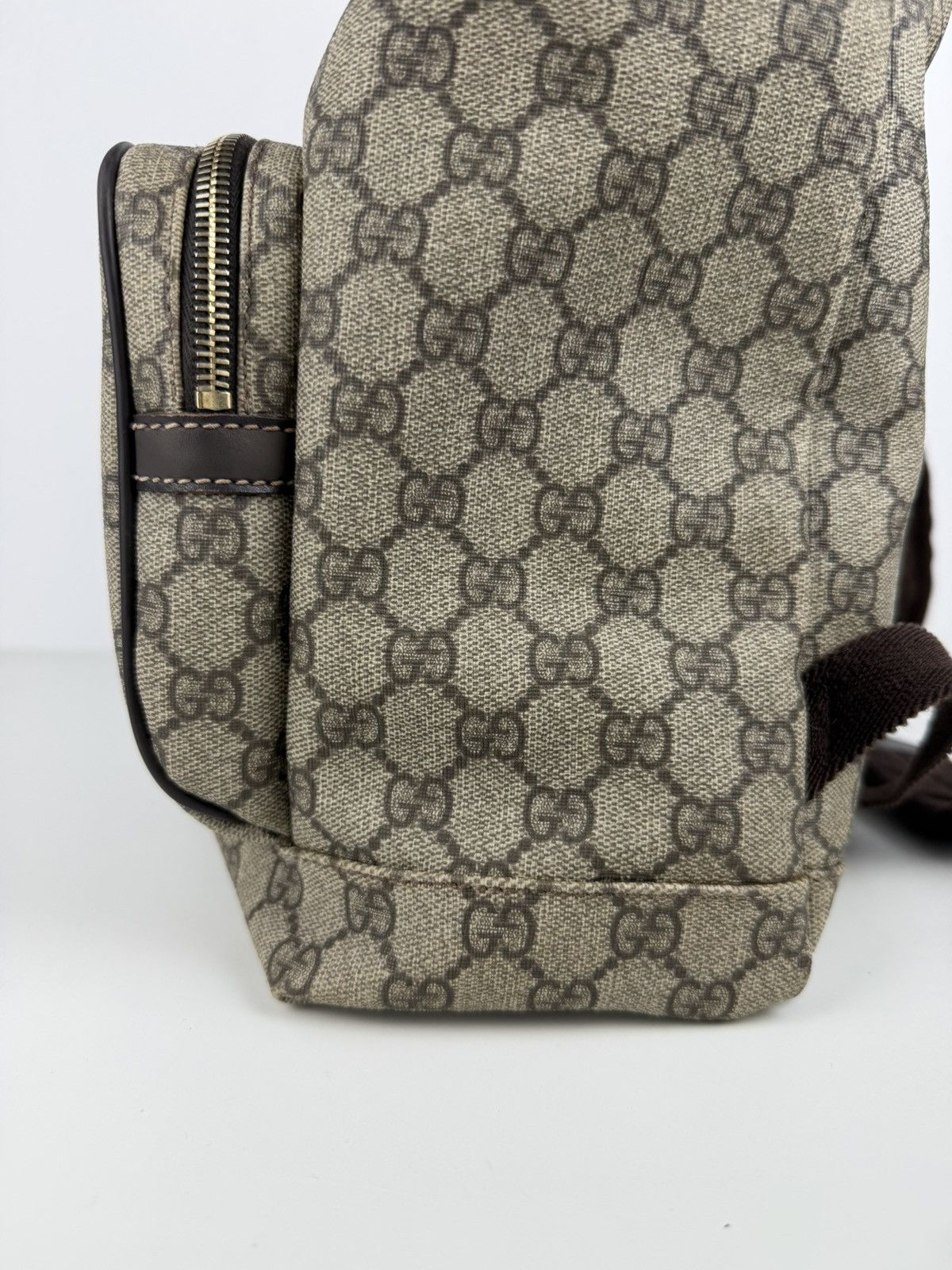 Gucci GG supreme canvas monogram backpack