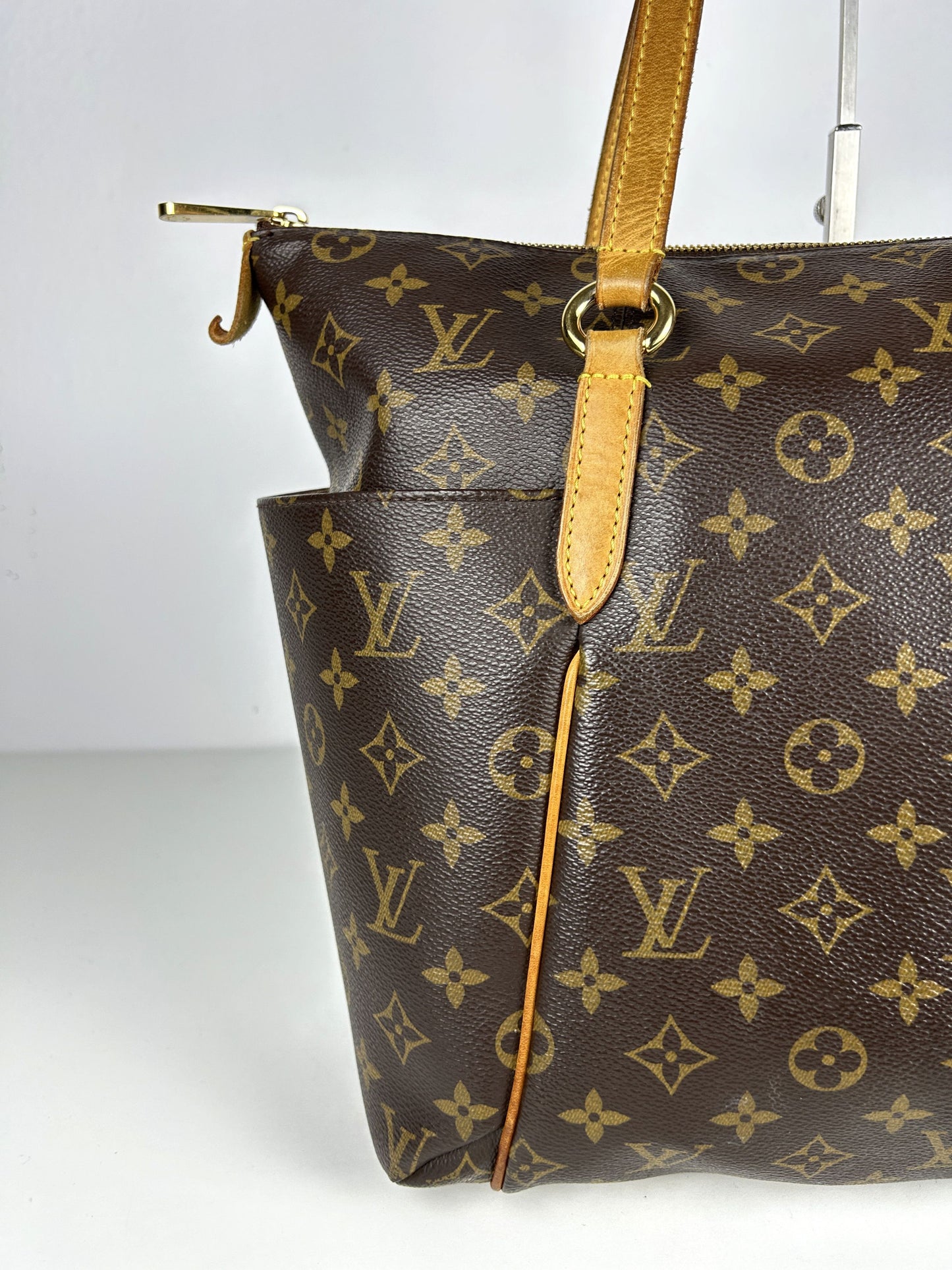 Louis Vuitton monogram Totally MM handbag tote