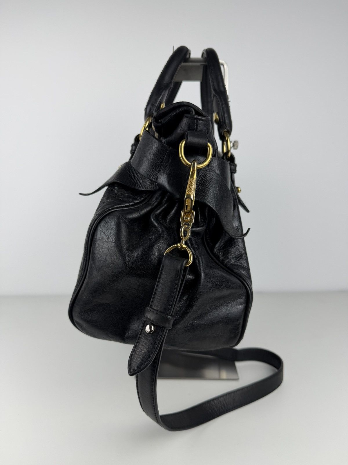 Miu miu vitello bow bag in black