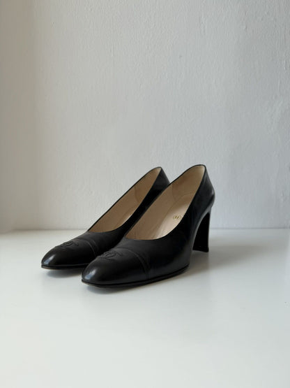 Vintage chanel CC logo block heels