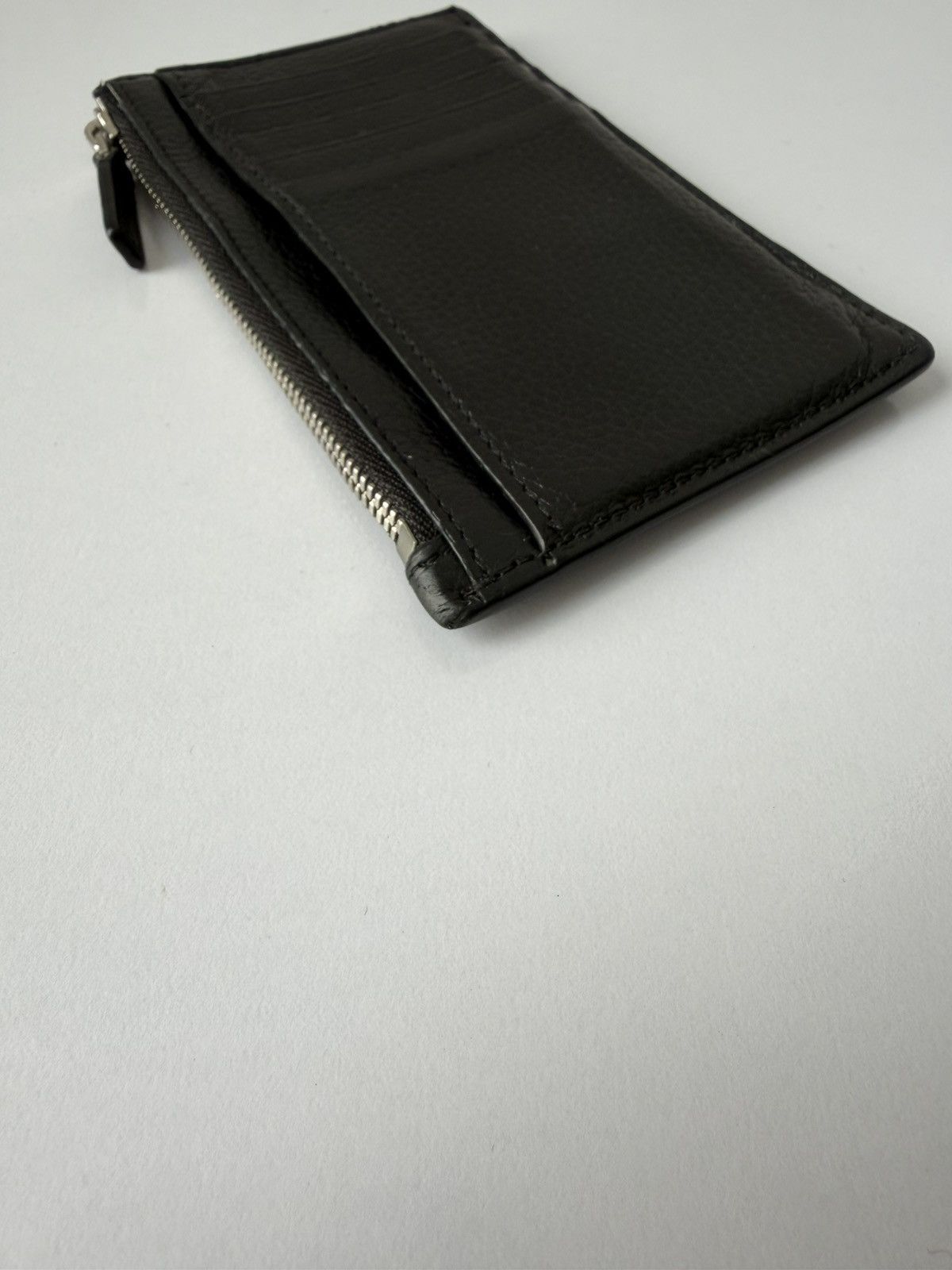 Balenciaga essential leather cardholder