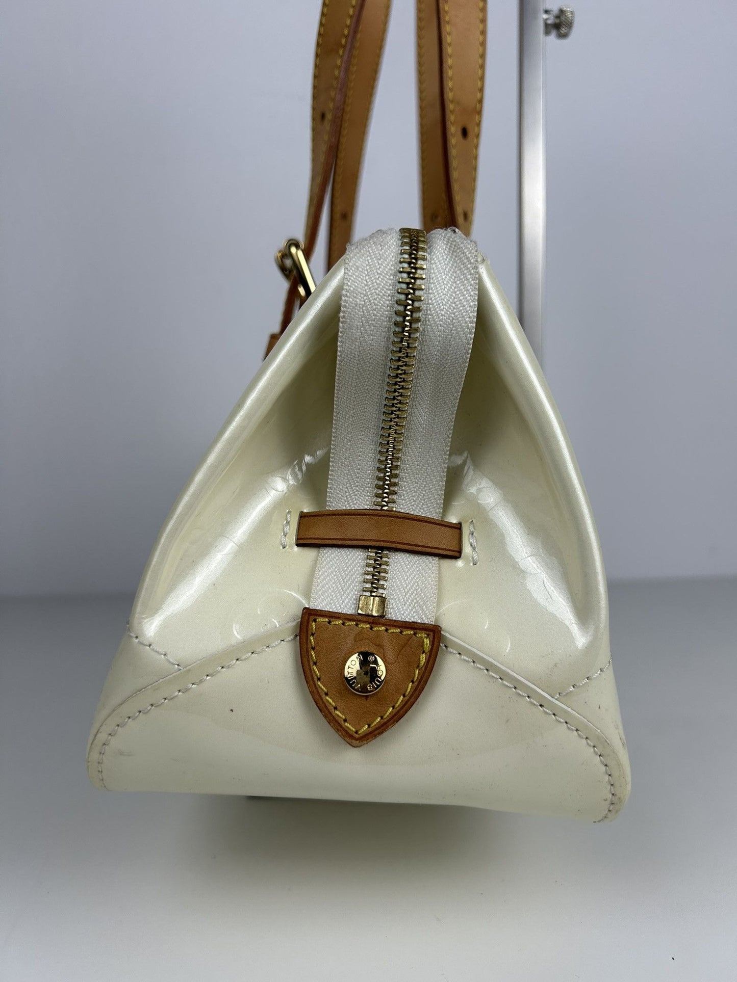 Louis Vuitton vernis monogram rosewood handbag