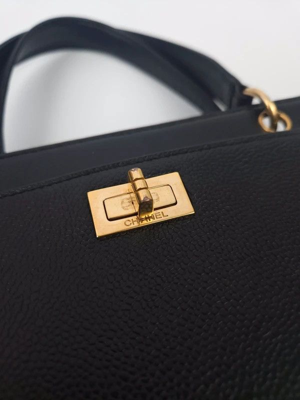 Vintage Chanel caviar 2.55 executive tote mini size