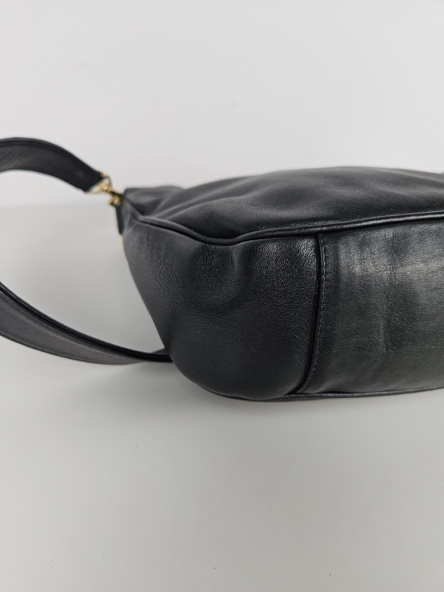 Vintage 80s gucci bamboo top handle calf leather handbag