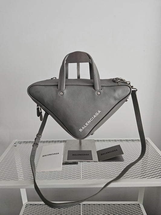 AW2017 Balenciaga triangle duffle bag M