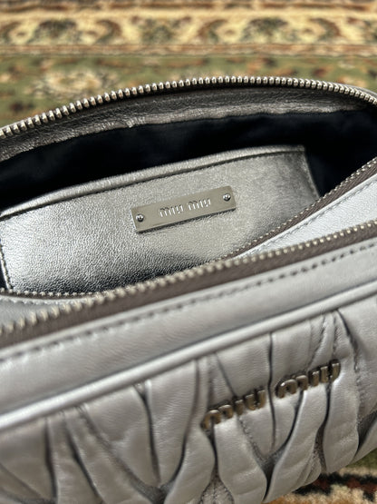 Miu miu matelasse pleated leather silver small crossbody bag