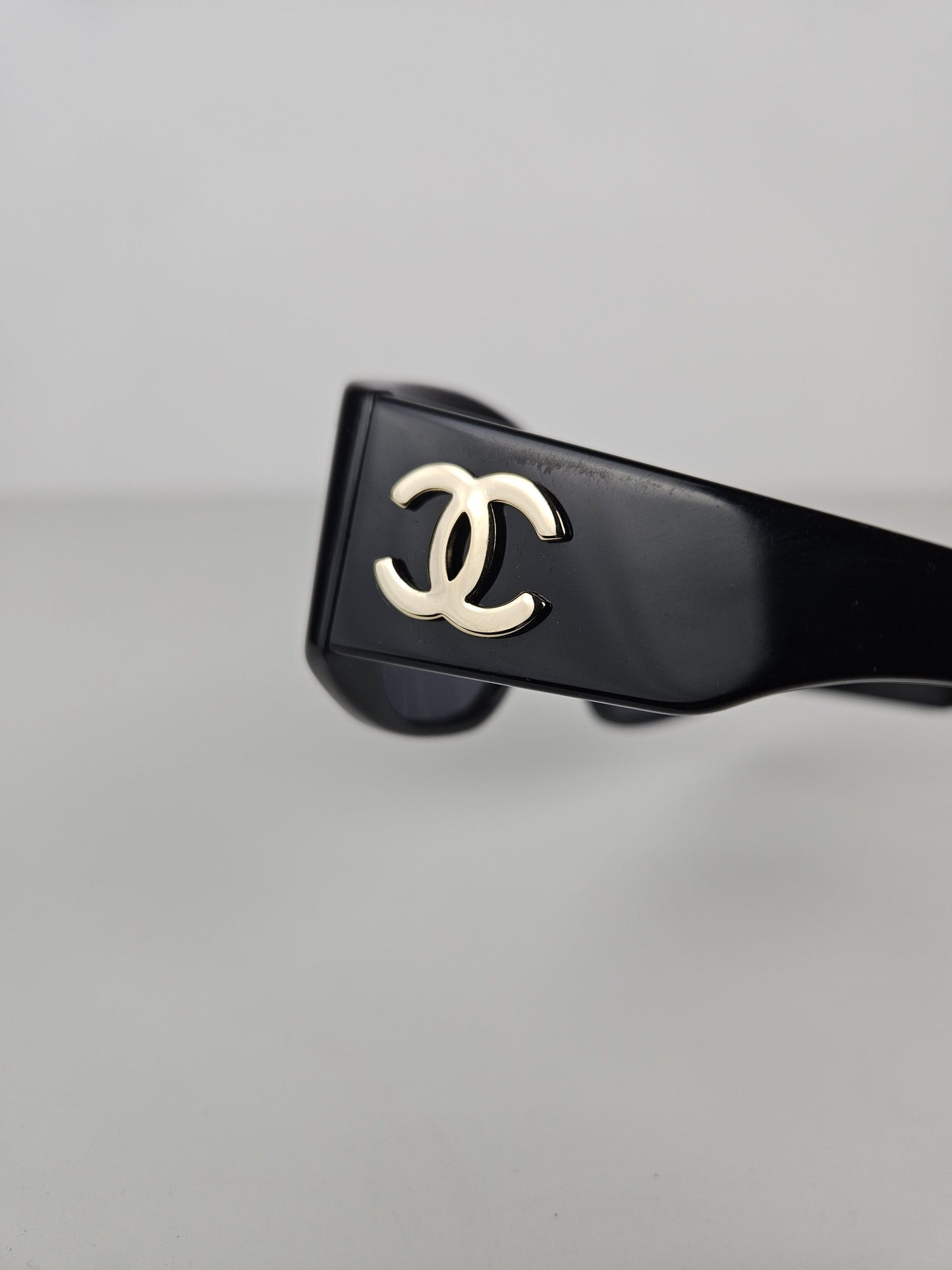 Vintage 90s Chanel 0004 10 oversized CC logo sunglasses