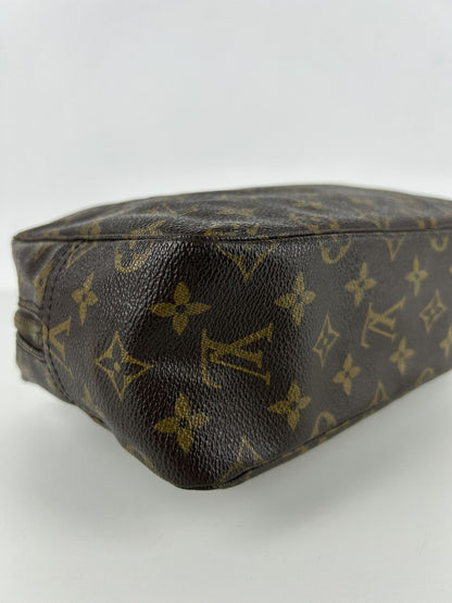 Vintage 80s Louis Vuitton monogram trousse 28 toiletry bag