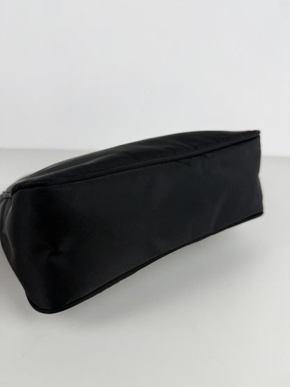Vintage prada tessuto nylon triangle logo mini hobo bag