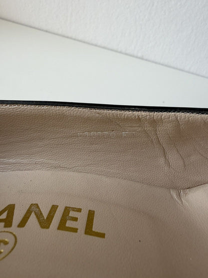Vintage chanel CC logo block heels