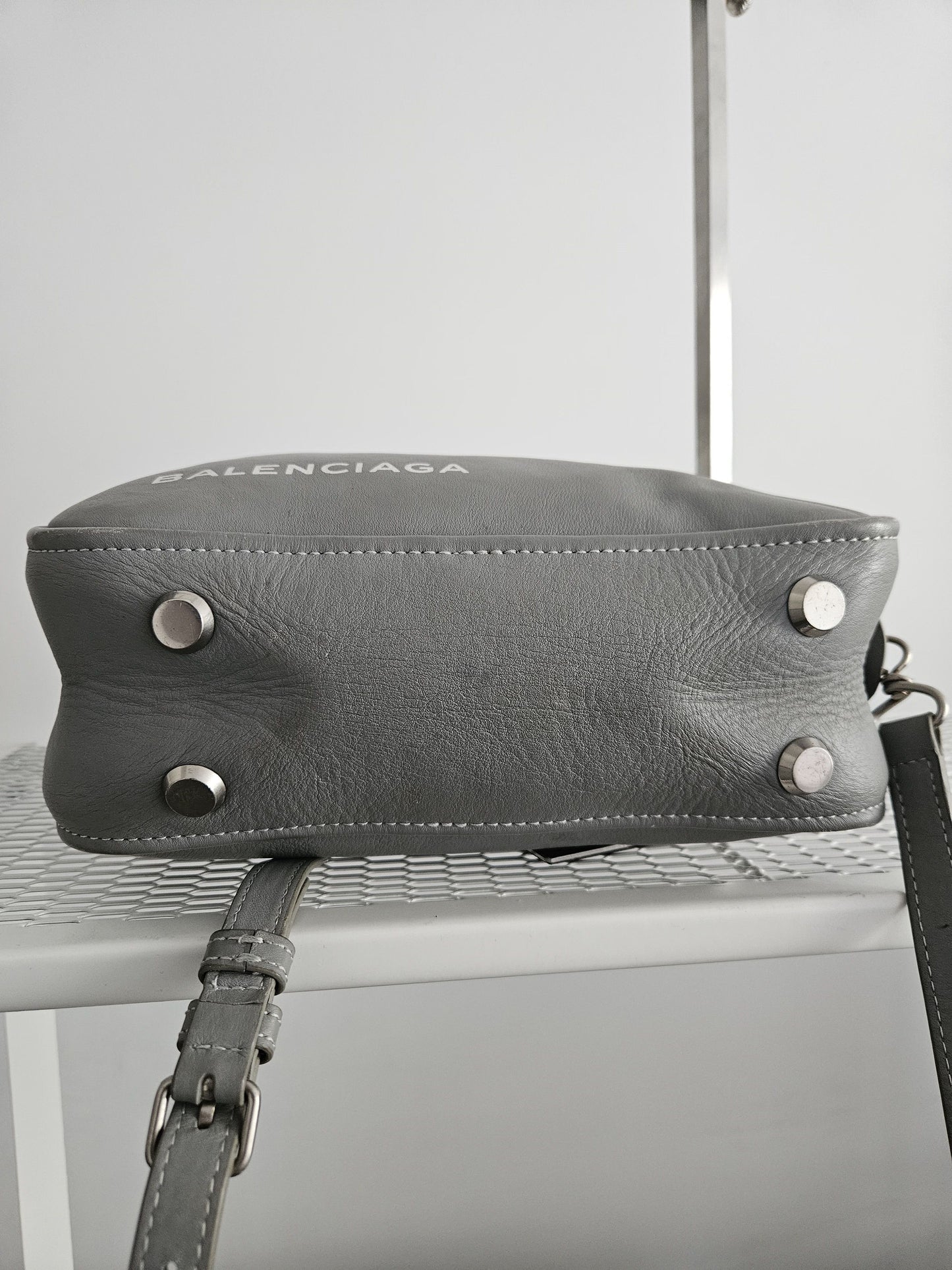 AW2017 Balenciaga triangle duffle bag M