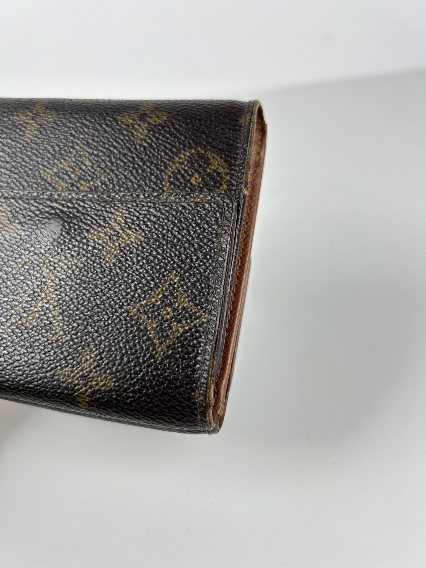 Louis vuitton monogram trifold wallet