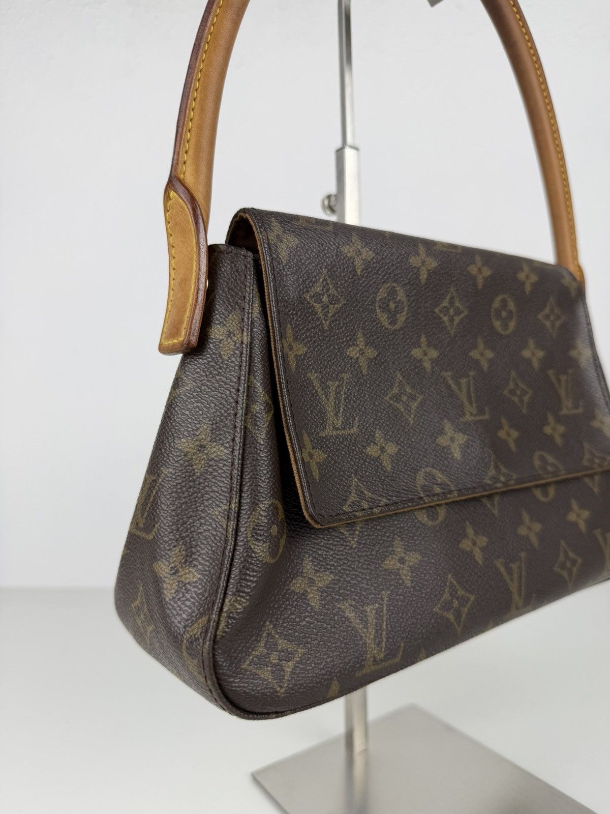 Louis Vuitton monogram Looping PM