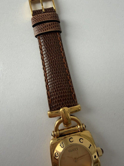 Vintage 1997 Gucci 6300 L watch