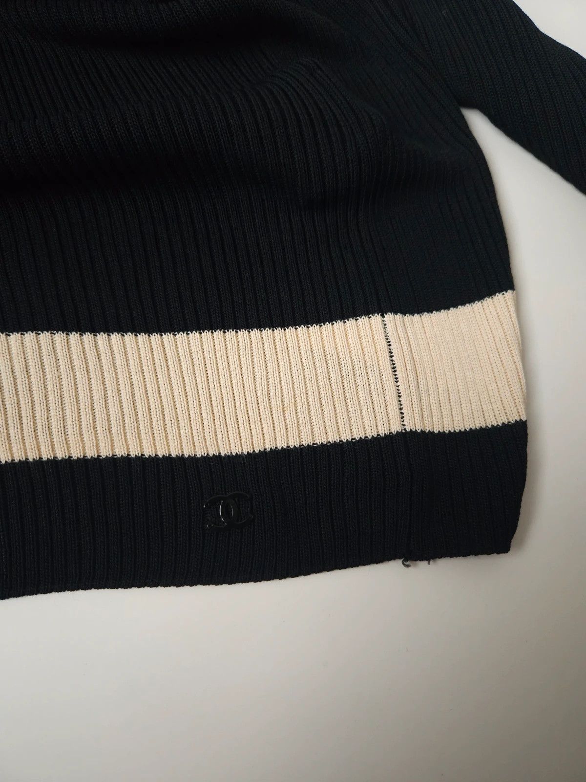 SS2001 Chanel viscose ribbed see through knit