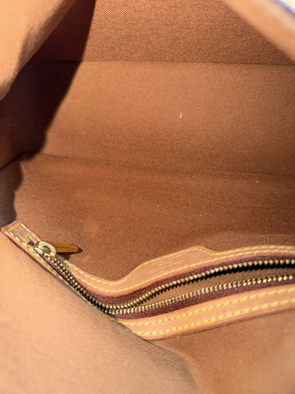 Louis Vuitton monogram Looping PM