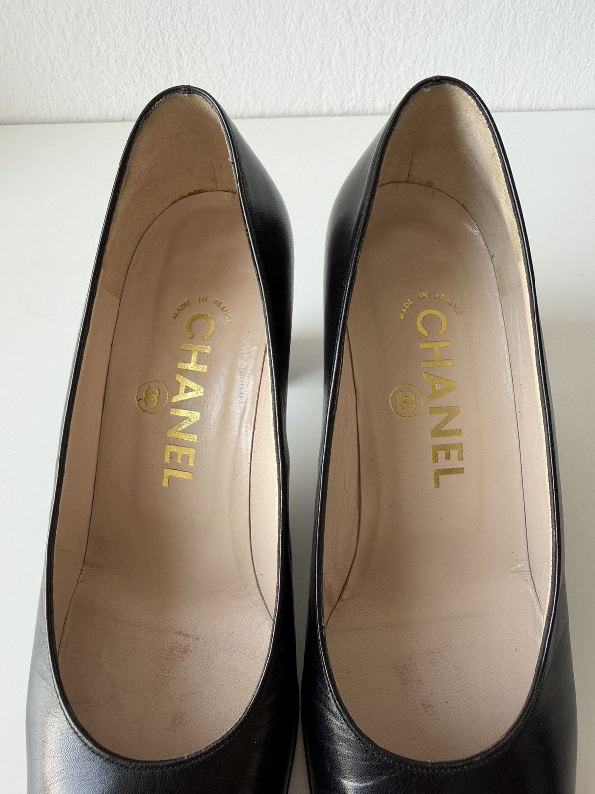 Vintage chanel CC logo block heels