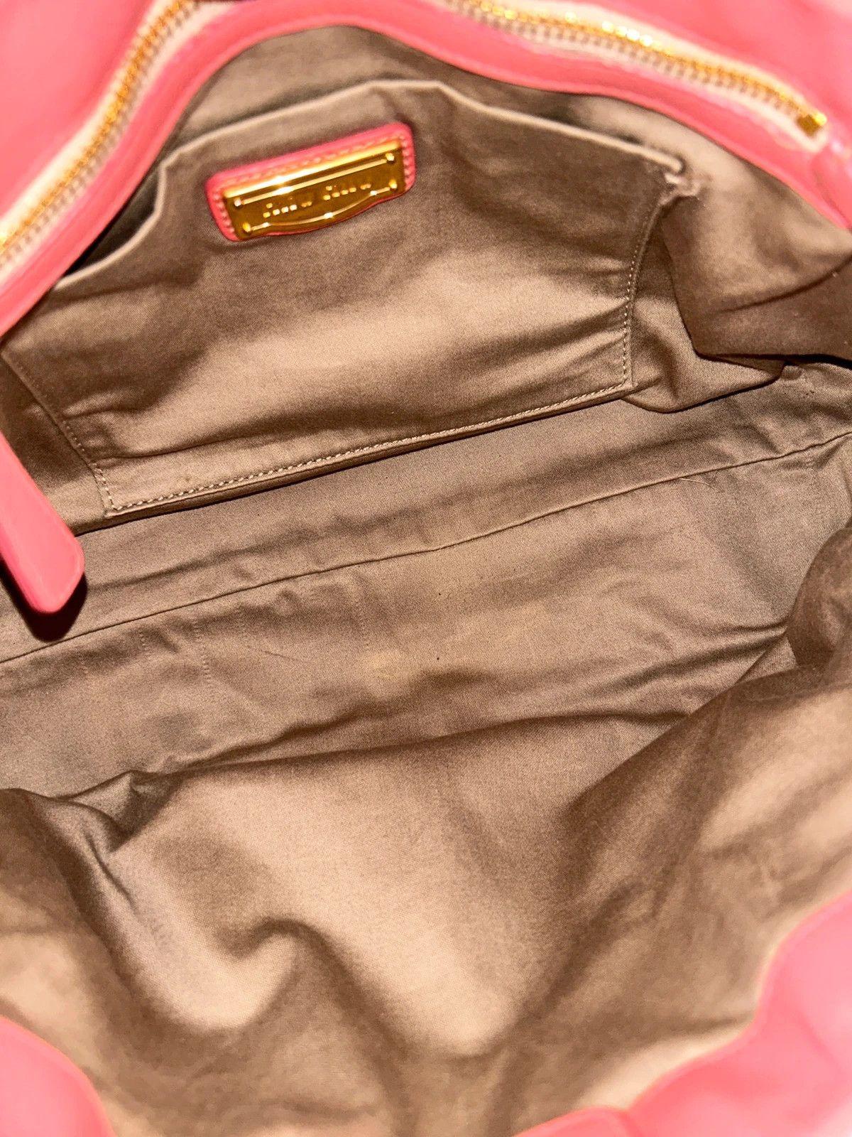 Miu miu vitello bauletto aperto handbag in coral pink