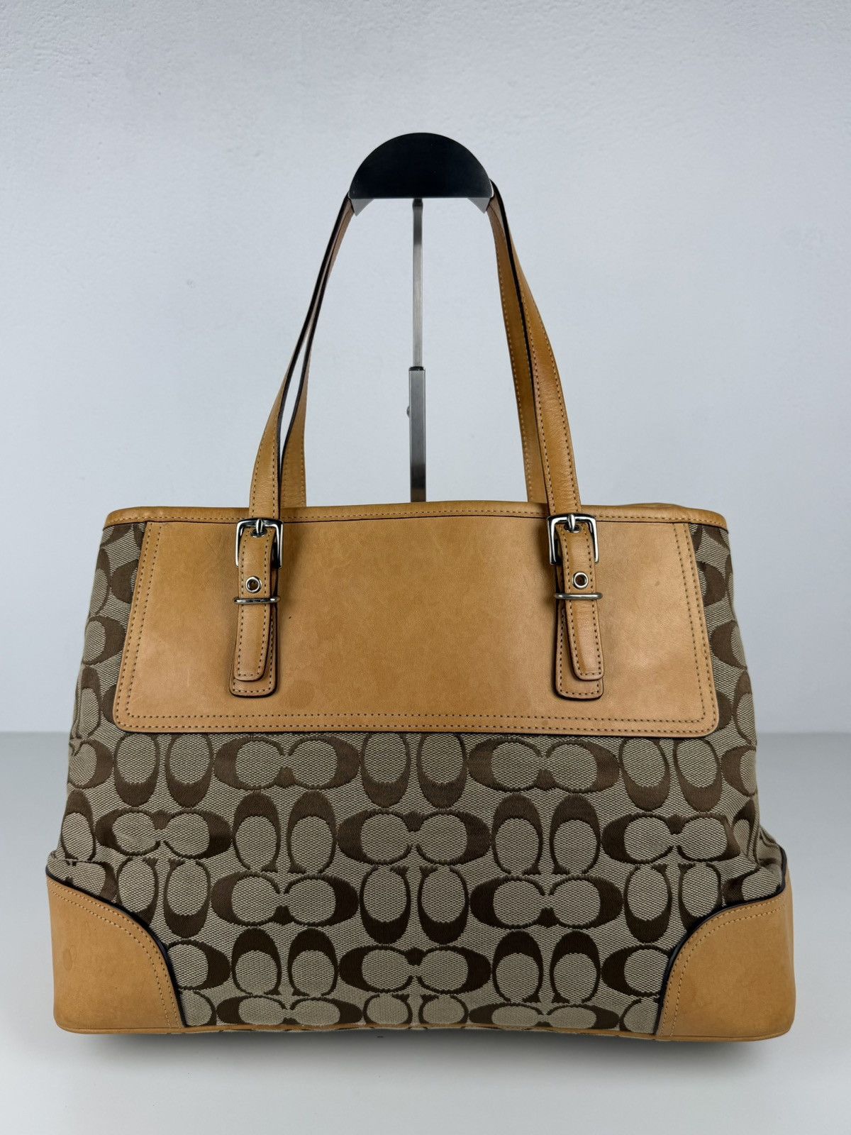 Coach signature tote