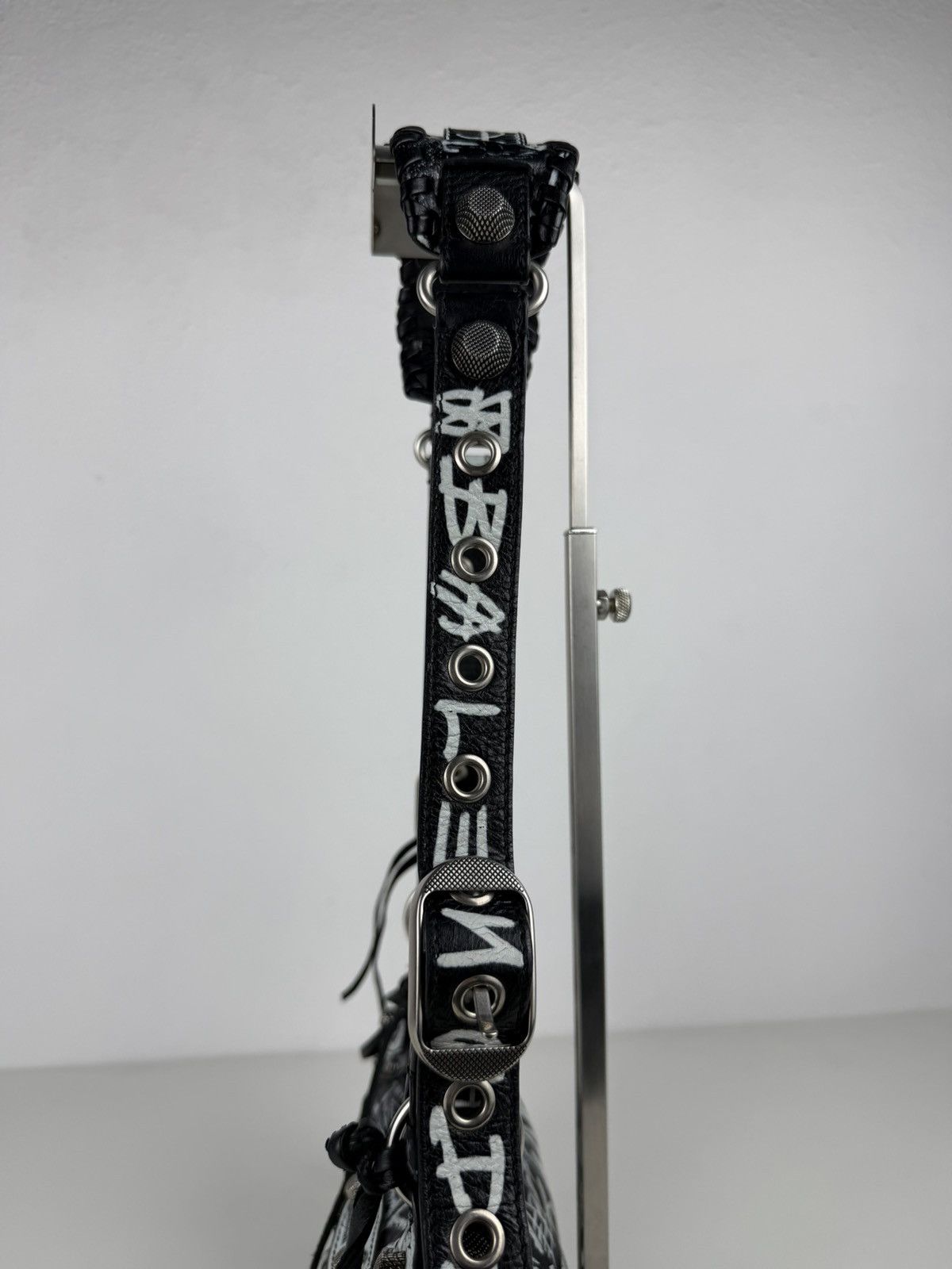 Balenciaga le cagole xs graffiti