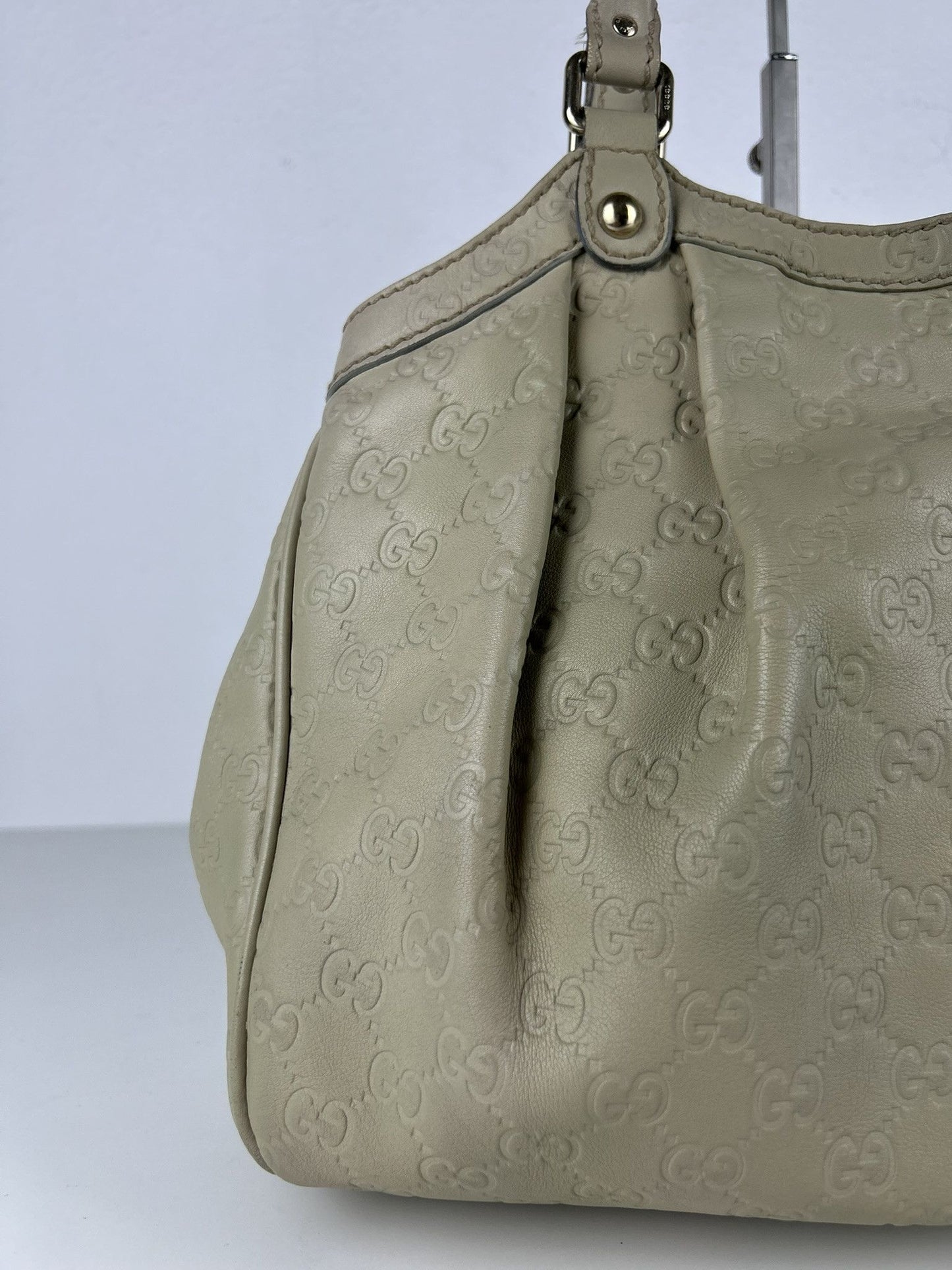 Gucci guccissima sukey medium size leather handbag