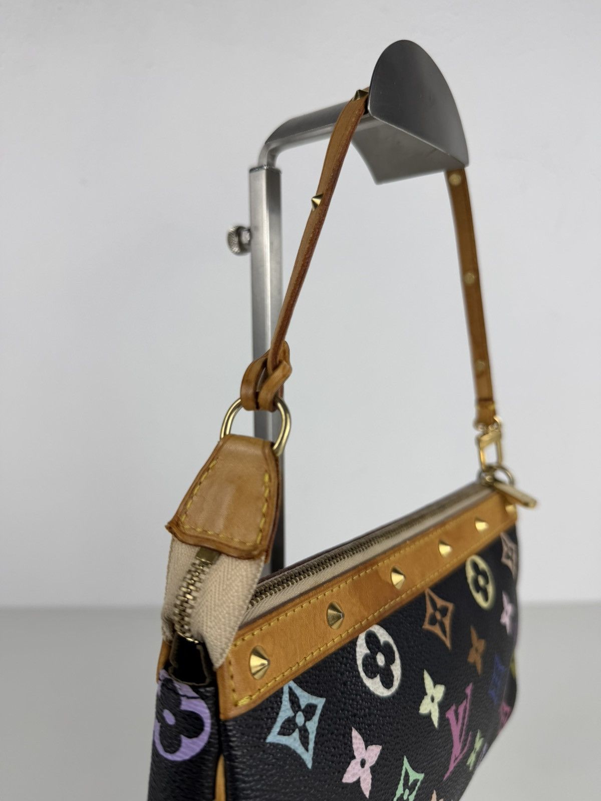 Louis Vuitton x Takashi Murakami pochette accessoires multicolor