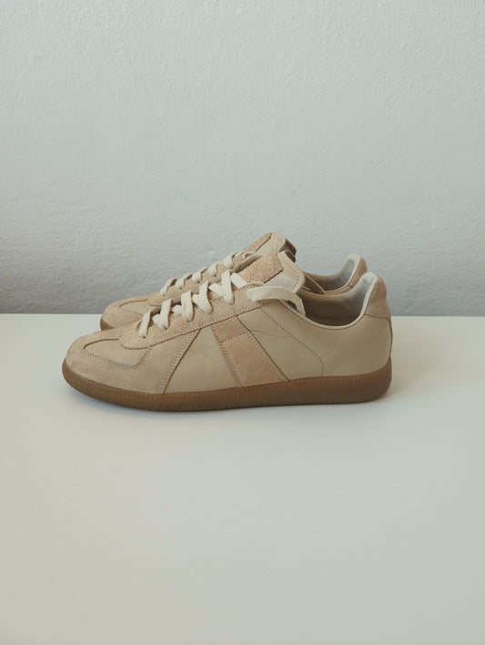 Maison Margiela replica sneakers in dusty pink/ beige