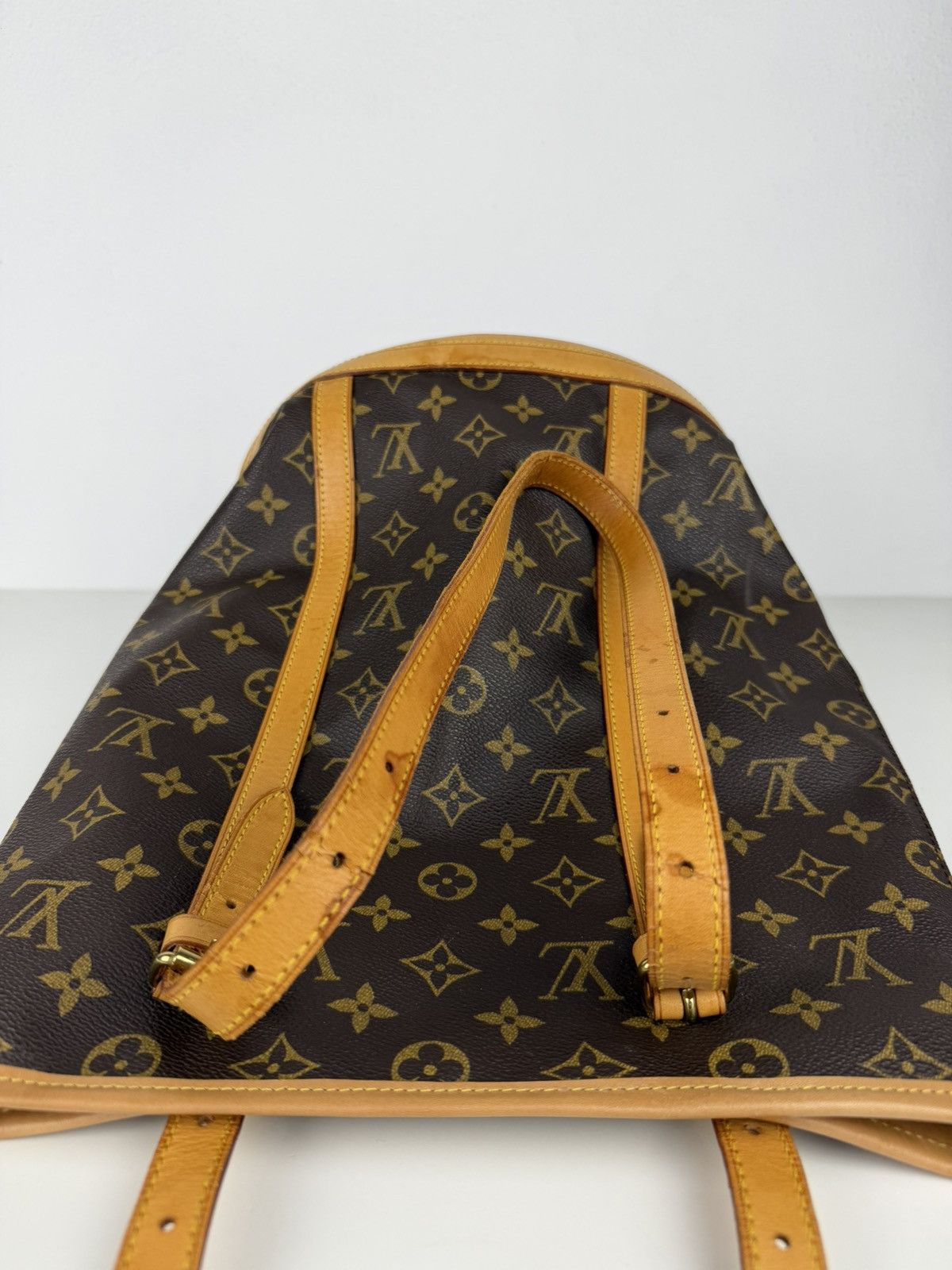 Vintage Louis Vuitton monogram bucket GM