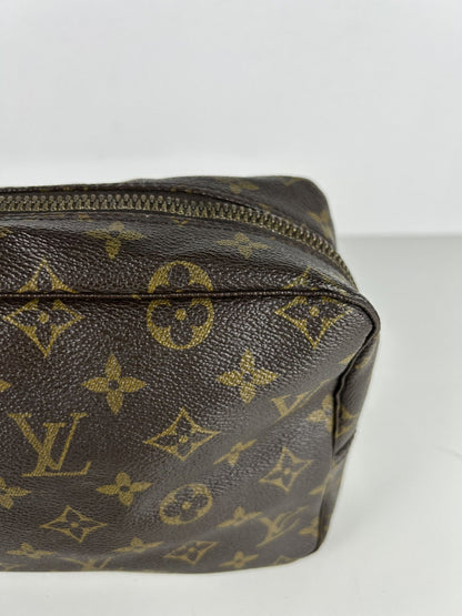 Vintage 80s Louis Vuitton monogram trousse 28 toiletry bag