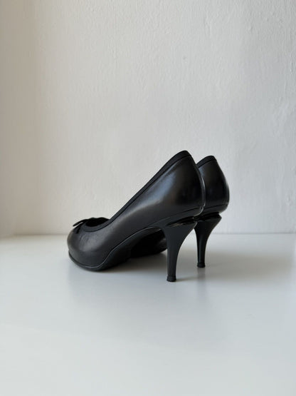 Chanel open toe pumps with bow